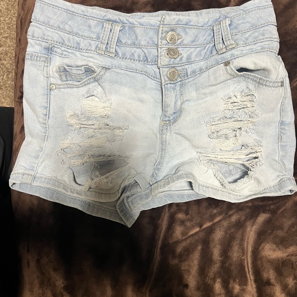 BlueSpice shorts size 3/4. Light wash distressed.